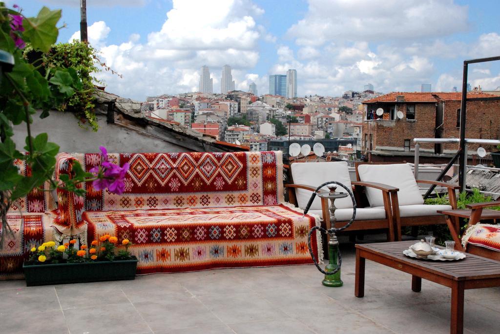 Nicoleport Hotel Istanbul Exterior photo